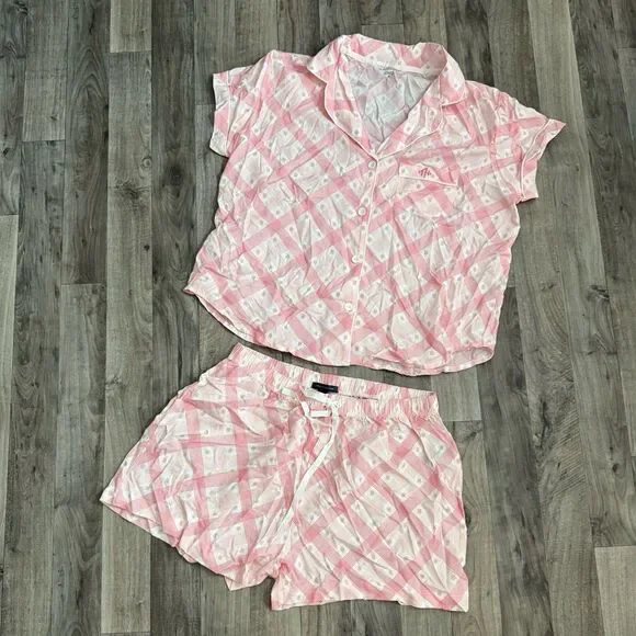Tommy Hilfiger pink plaid pajama set - Picture 2 of 8